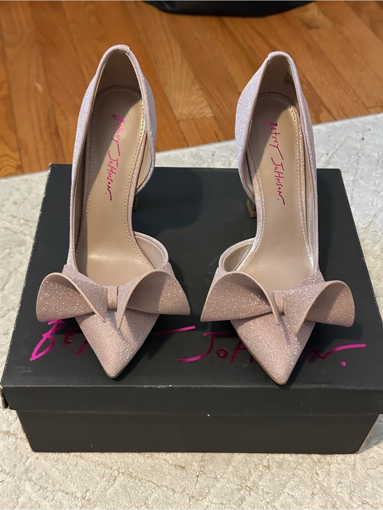Betsey Johnson Shoes - Betsey Johnson Glitter Dusty Pink Pointed-Toe Bow Heels (Champagne)